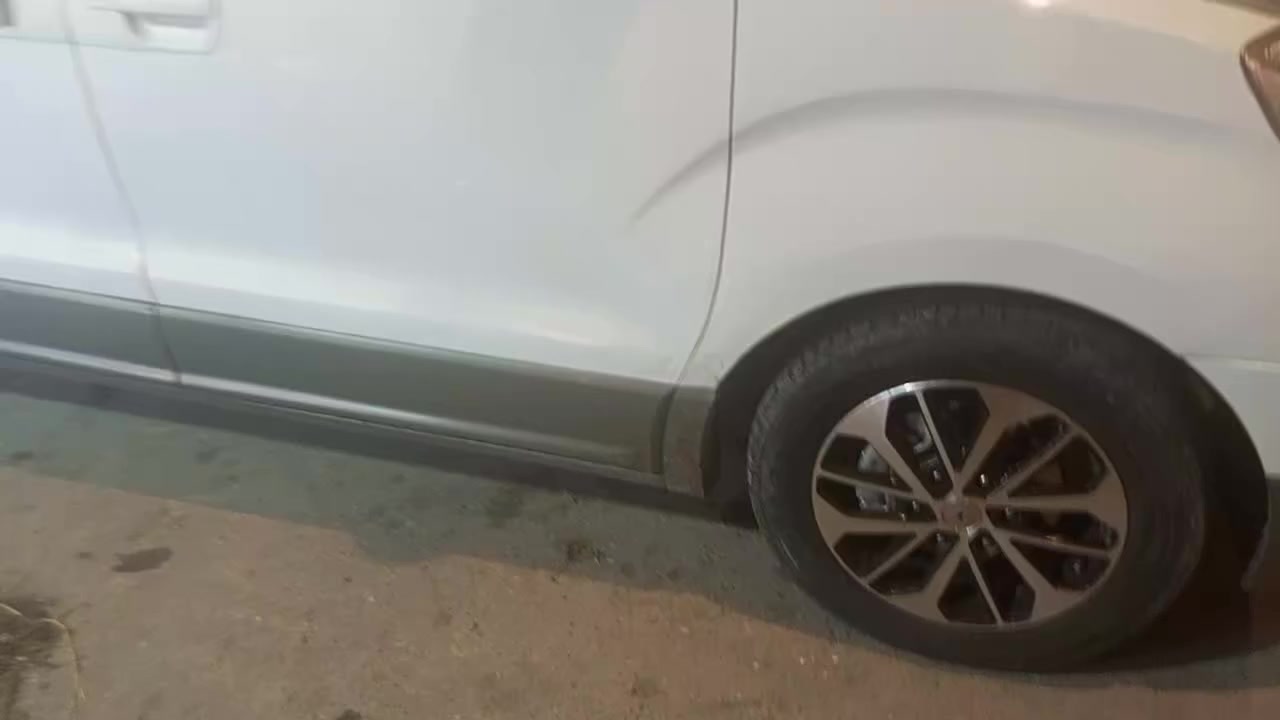 ستاركس 2014 مفتوح محور مسكر رقم ميسان نكليزي سنويه 27 گير و محرك تبريد طخم تاير ويل كب vib 
***********
