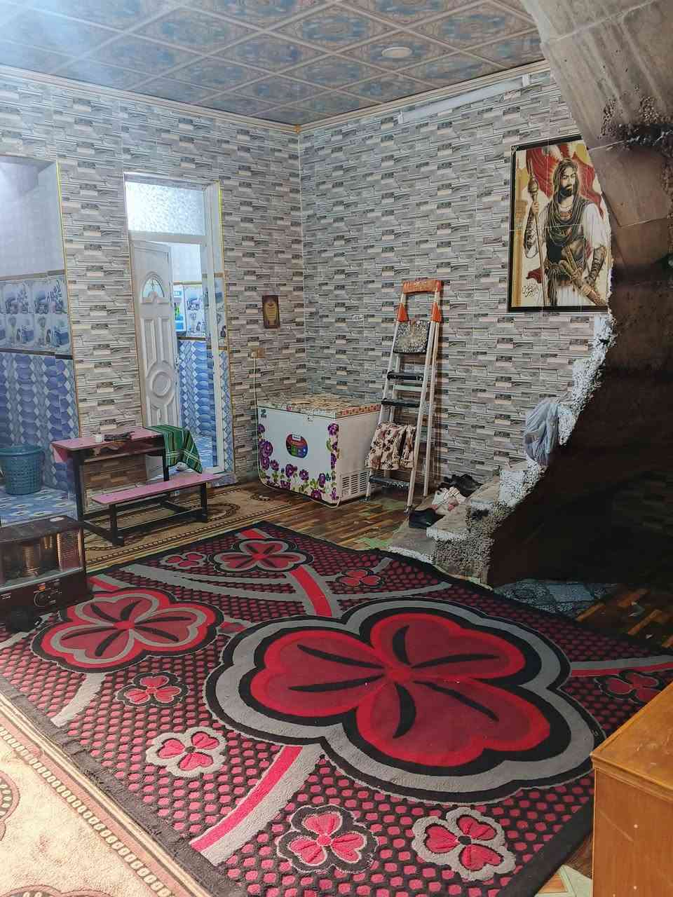 بيت زراعي ٢٣٠ متر ركن قرب سيطرة النهروان خدمات كامله مي وكهرباء تبليط شارعين واحد ١٢ متر والثاني ٨ متر
 ***********
