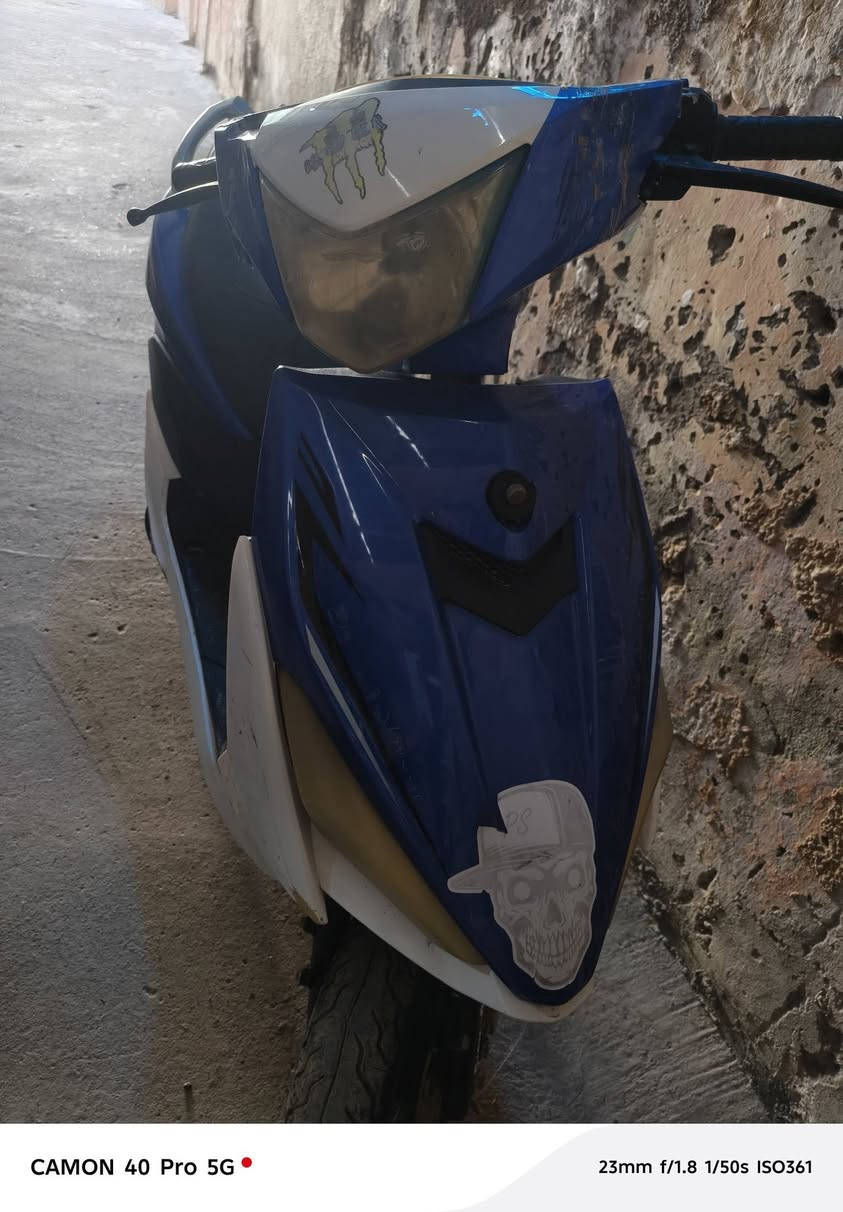 دراجه لبيع سعر 250شفاله سلف وهندر شغال مكينه نظيفه [***********]
