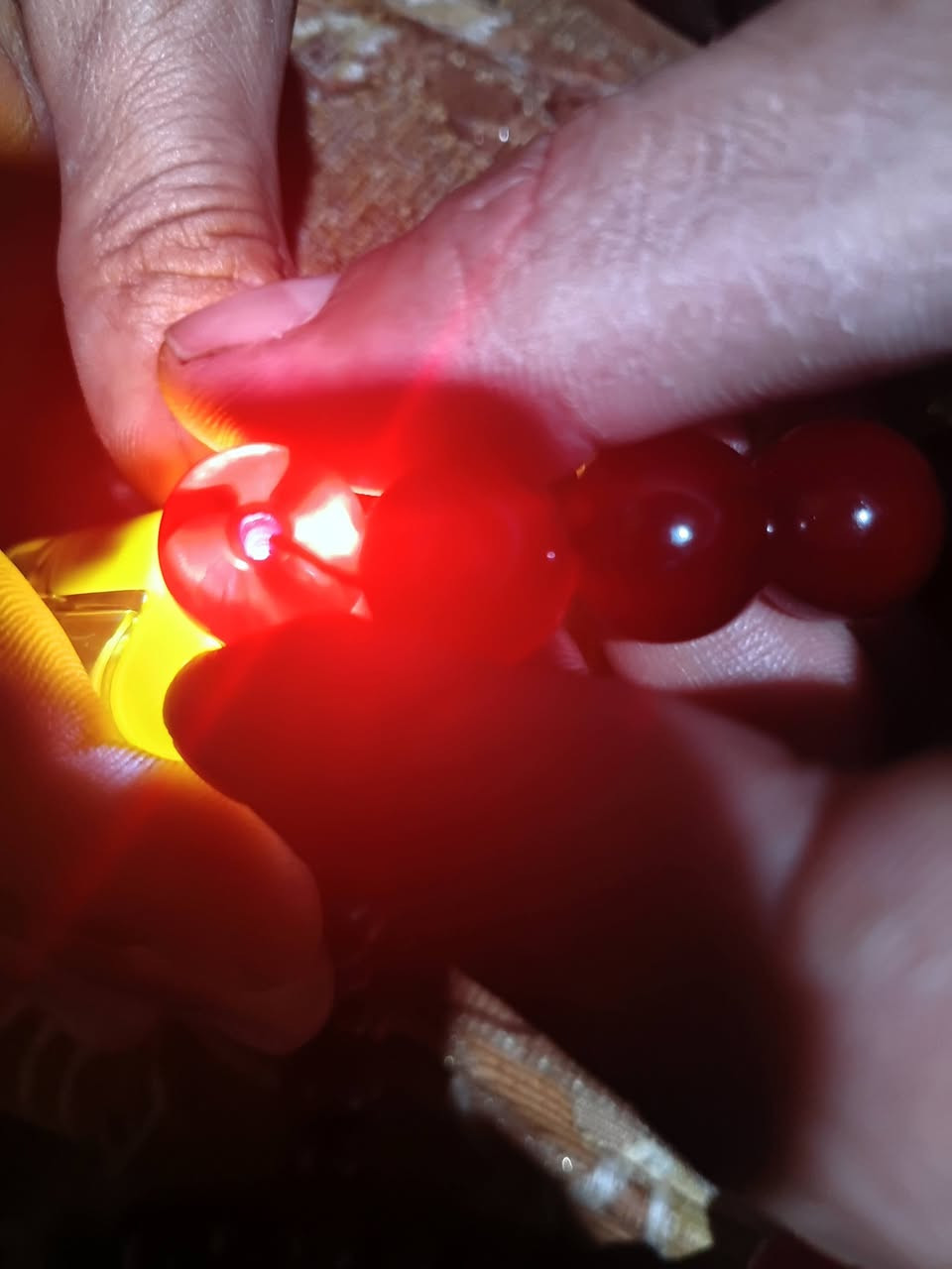 مسباح كوربا عرق مراوح شامة وريحة وطقت بحص موضحة بصورة وشكرا


**إذا كنت صاحب هذا الإعلان وتريد حذفه لأي سبب، رجاءا أرسل رسالة إلى الدعم الفني**