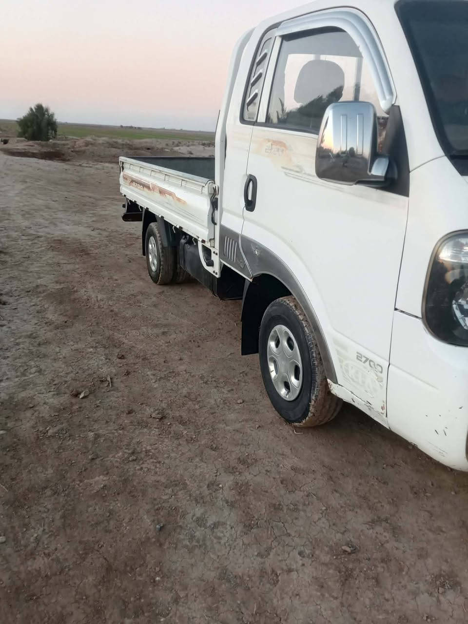 السلام علیکم كيا بنكو حمل للبيع 2014 قادسيه مكفولة كفاله عامه هزه داخله تريد وكاله تريد تحويل سنويه مجدده ال31 نضيفه بمعنى الكلمه رقم شاصي واضح المكان بابل الشوملي ***********
