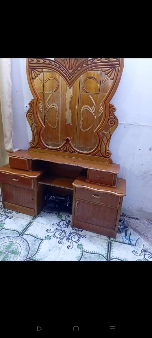 غرفه مستخدمة ٤٠٠ بغداد مدينة الصدر بيها اضرار بسيطة سبع قطع 
وياها بعد ميز تلفزيون


**إذا كنت صاحب هذا الإعلان وتريد حذفه لأي سبب، رجاءا أرسل رسالة إلى الدعم الفني**