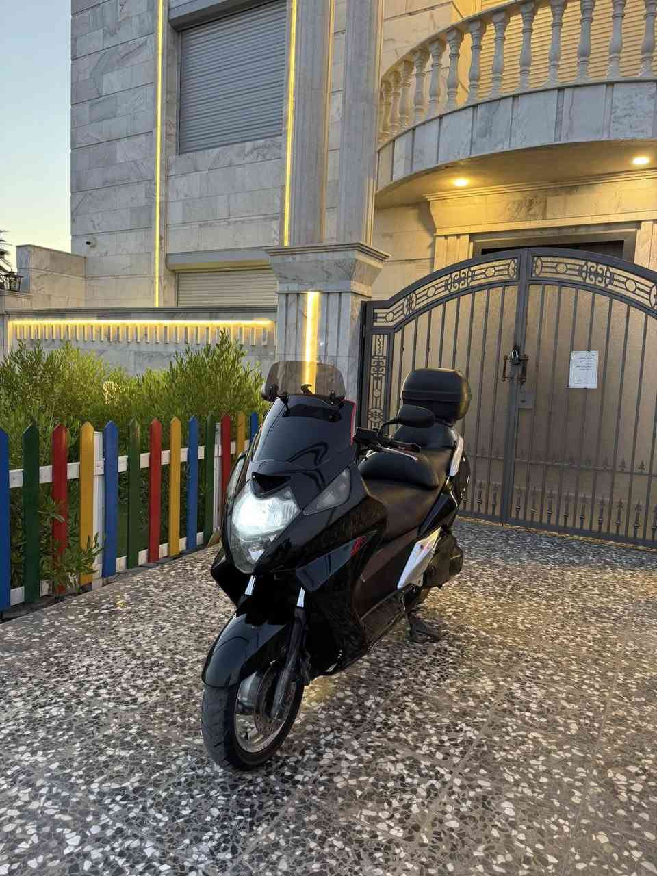 لام عليكم للبيع سلفر ونج مكينه 400مكفوله كفاله عامه
جامه قطعتين جنطه بلاديه مري بلادي نيكلات بلاديه كهربائيات كامله لايت زنون 
ماشيه 37الف فقط منفيس أوراق معرض موجوده 
ملاحضه مكينه شلعه ومعدل خرسه مكفوله قوه وعزم ممتاز 
للراغب للشراء السعر مليونين و450 ألف  وبالعافيه عل ياخذها مكاني بغداد الدوره شارع 60 ☎️***********
