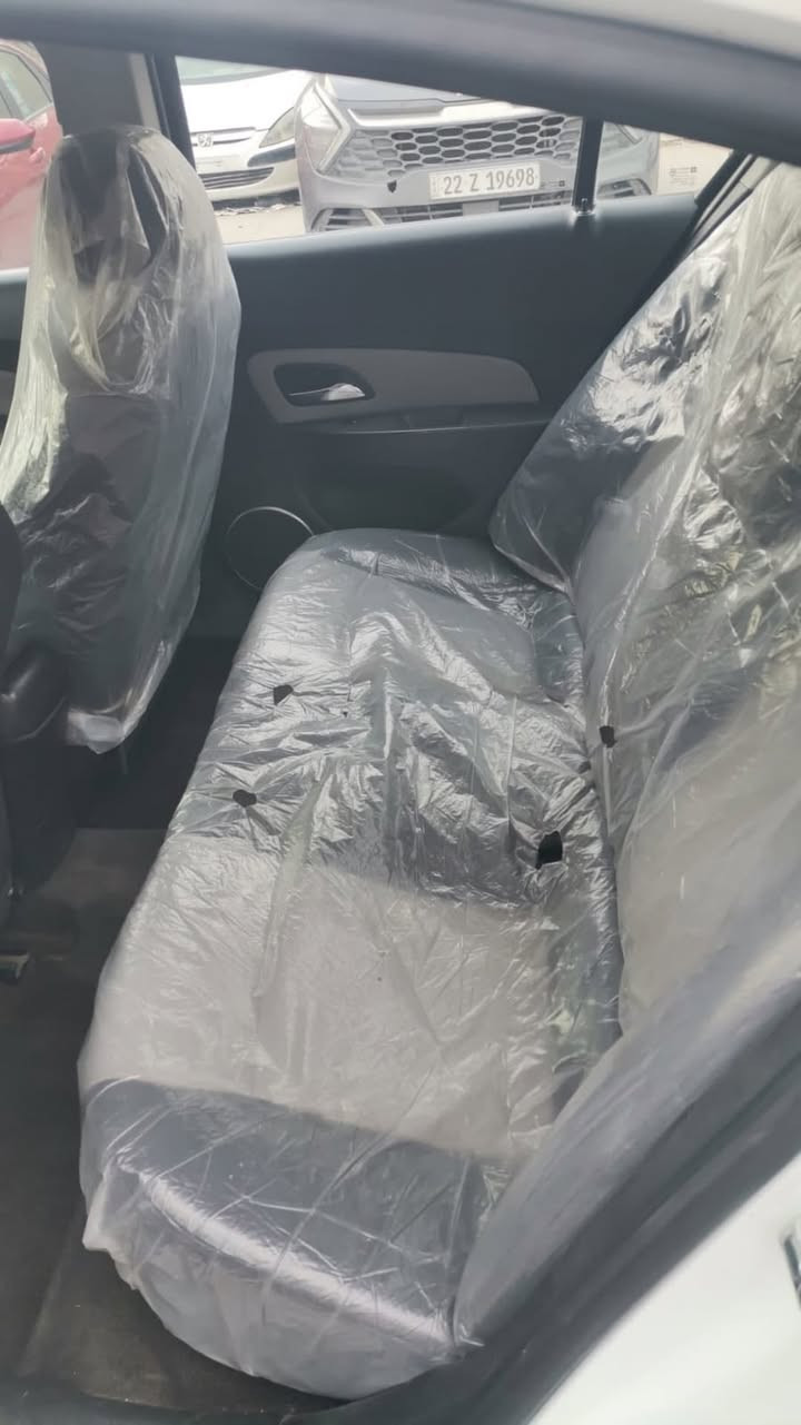 سلام عليكم كروز للبيع خليجي 2016 
خليجي  المرغوب مكينه 1800 
بسمي تحويل مباشر  سنويه وهزه كله جديد 
مكان سياره بغداد الكرخ 
ملاحظه سياره 
بي 5 قطع بخ بدون ضرر  طخات كلش بسيطه 
هاتف ‭ ‭0 770 259 5831‬
