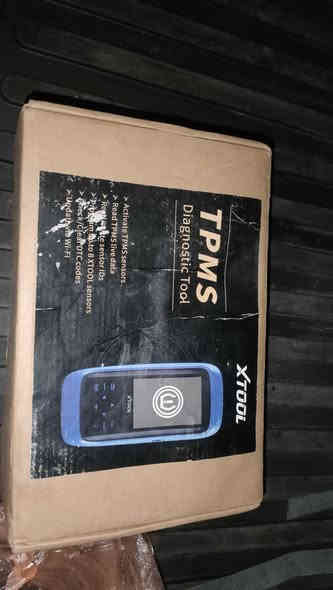 جهاز فحص وبرمجة ضغط الاطارات
 جديد غير مستخدم
***********
