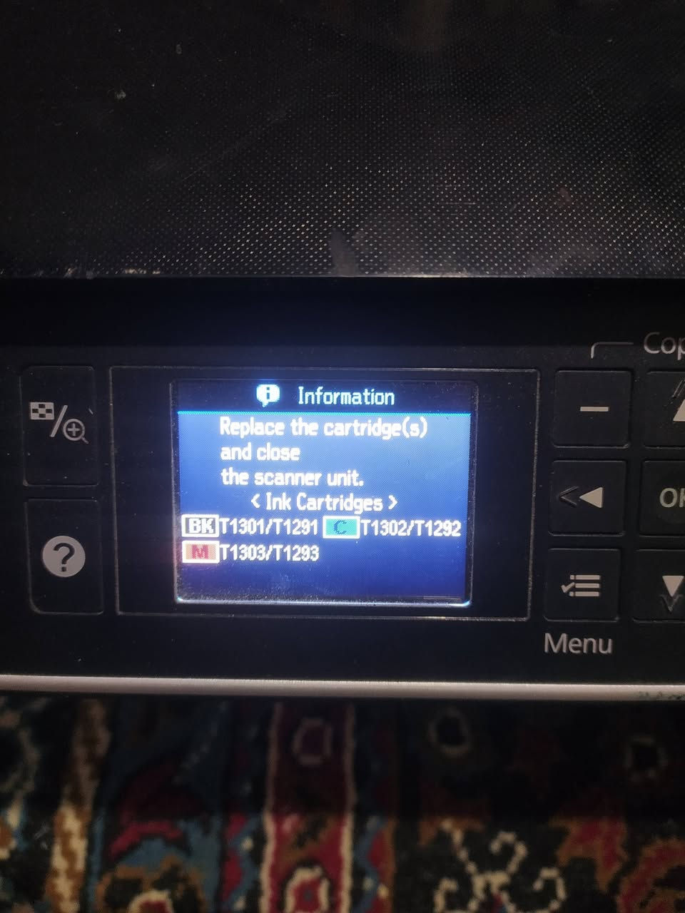 سلام عليكم 
طابعة Epson stylus SX535WD
مجموعتين كاترجات 
1- كاترجاتها الاصليه 2 - كاترجات جدد
الطابعه بحاله جيده
مشكلتها الكاتجرات تحتاج حبر و تصفير فقط 
انطيني سعر وبالعافيه
‼️ غير مبري الذمه الي يحجز ويلغي او يدفع سعر وهوه مو شراي
.
توصيل موجود


**إذا كنت صاحب هذا الإعلان وتريد حذفه لأي سبب، رجاءا أرسل رسالة إلى الدعم الفني**