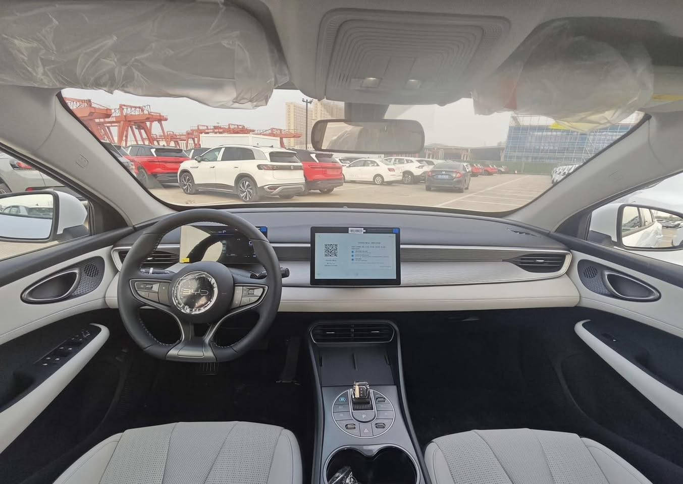 🔥 🔥 
BYD SEAL 05 
بی وای دی سێل ٠٥ ویل کرۆم
‎‏‎مۆدێل ٢٠٢٥ مکینە ١.٥ ‎سفر کیلۆمەتر
‎ ‏‎شحن+کارەبا+بەنزین
‎٢١٠٠ کیلۆمەتر بە تەنها یەک تەنکی بەنزین 

‎‏‎مواصفات ناو کرێمی ، شغال، بەصمە، کارت، شاشە و کامێرا،حساس، برێک بصمە و ئۆتۆ هۆڵد، تبرید مرکزی، سوکان ڤۆلیۆم، ویلکپ ١٦، ئیشارەتی سەر ئاوێنە، تبرید مرکزی، لایت زینۆن، بەگلایت لید، گێچ ئەلەکترۆنی،درایڤ مۆد، دوگمەی خلیسکان، ئەی بی ئێس، ٨ ئەیرباگ.

ویل کرۆم و ویل عادی بەردەستە

‎کێبڵ شحنی بیلادی وگاعیە و کارد و فڵچەو و پەمپی هەواو و جیهازی پەنچەری لەگەڵە

***********☎️
