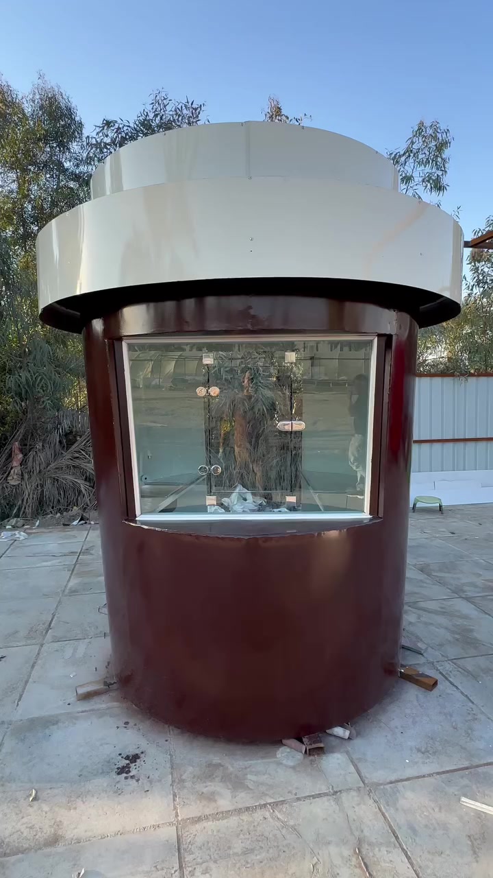 السلام عليكم
كشك للبيع غير مستخدم قياس القطر 180 ارتفاع 250 
السعر /مليونين ونص 
مكاني بغداد / حي البساتين
*********** واتساب
