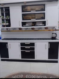 مترين ونص وسنك مترا و20وتعليك يعني 4قطع الشراي هاذ رقمي للتواصل 077605...