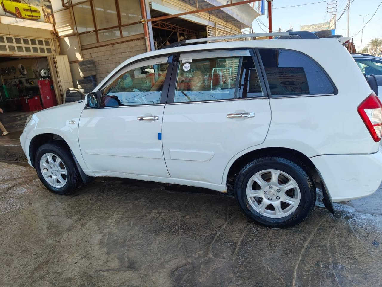 السلام عليكم تيكو مديل 12سياره جاهزه مكينه كير حداديه تبريد ثلج تخم تاير كشنات جلد فتحه بانوراما تحكم ستيرن جهتين تحكم مري شاشه كامره دواره  مكفوله من الضربه والصبغ سونار مرفق بلمنشور رقم قادسيه سنويه ل30مشروع وطني مداور ثاني يوم السعر 53 وبيها مجال مكانها نجف مكلف بنشر الاتصال عله رقم ‏‪***********‬‏
