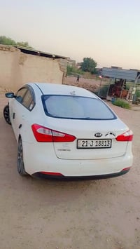 كيا سيراتو 2014 خليجي بيها 3 صبغ  محرك كير كفاله السعر 100 07780698152