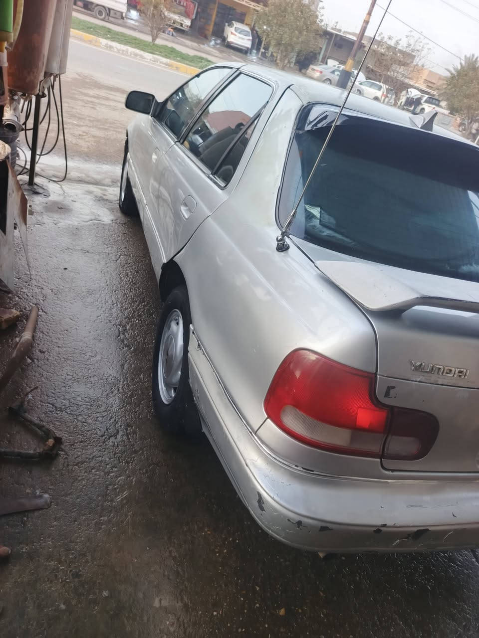 السلام عليكم  للبيع 
النترا دمعة موديل 1994.        
رقم بغداد
 تخم ويل كب بلادي 
كير جديد و محرك خير من الله
شواصي و فراممات بلاد شركة
سيارة تعبان عليهة مال جناي
السعر ....35 ....بيهة مجال 
العنوان.. ديالى بلدروز
الاستفسار ***********
