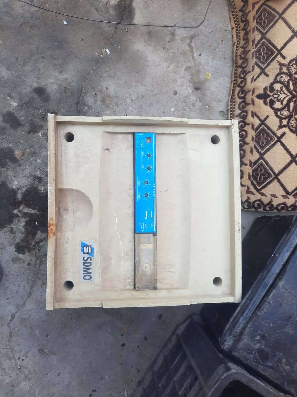 السلام عليكم
عندي هاذه الجهاز للبيع 
العنوان / بغداد 
***********
