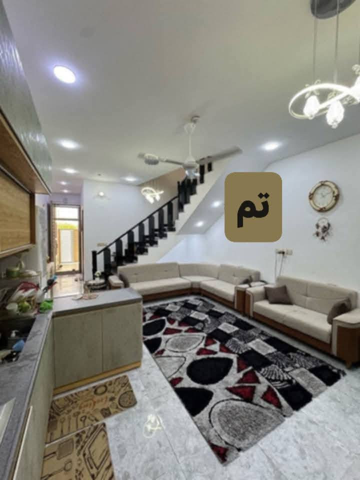 💢السلام عليكم 

☘️سوينه لايك وصلي ع الحبيب المصطفى 

🏦دار سكـــــــــــــن للبيع طابوو ملك صرف 

📍العنوان:- حي الجامعه شارع هدى سجاد 

📏المساحه:- 100م بناء حديث 

🧱البناء طابوق السقف كونكريت 

🔹عدد الطوابق:- طابقين 

☘️محتوياته:-

✅غرف نوم عدد 3

✅صالتين 

✅استقبال 

✅مطبخ 

✅صحيات داخليه 

✅صحيات خارجيه 

✅مناور.... سطح اشتايگر

🏦الدار مطلوب لصندوق الاسكان 33مليون 
ـــــــــــــــــــــــــــــــــــــــــــــــــــــــــــــــــــــــــــ
#للاستفسار اكثر:- خاص او واتساب 

#هاتف:- ***********

#هاتف:- ***********

#هاتف:- ***********

#مراجعـــــــة مكتب دبي للعقار والمقاولات العامه 

#عنوان المكتب:- محافظة الديوانية سايدين الجمهوري 

     (مقابل مدرسة القدس.... مجاور مخبز الروان)
