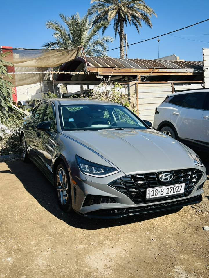 السلام عليكم شباب سوناتا للبيع موديل 2023 معوقين محرك 2500 ماشيه 36 مايل السعر على خاص العنوان بابل شارع 60 
قرب مجسر الطهمازيه الهاتف ***********
