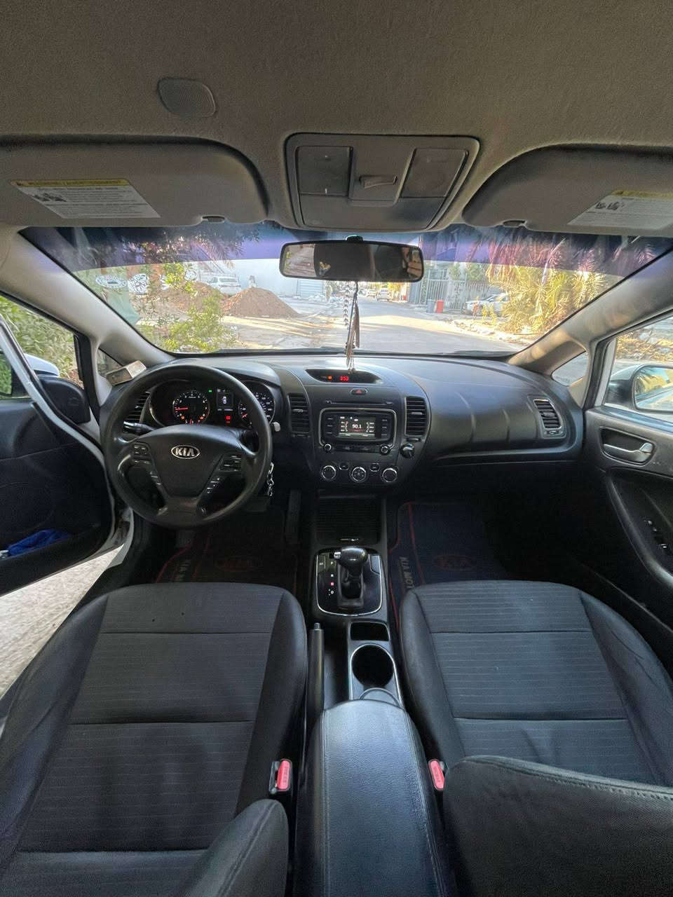 السلام عليكم فورتي 2017 سيارة كامله من كلشي حادث جاملغ عكس السايق تبديل والباب صبغ فقط ماشية 172 ارقام وسنوية جديدة صار شهر مبدلها السياره خير من الله
مكاني بغداد اليرموك السعر 118 وبيها مجال بصيط
رجآ غير متواجد على الخاص اتصال أو واتساب
***********
