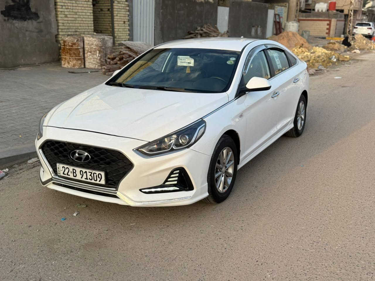 سوناتا موديل 2018 رقم اربيل الدولي سنويه وهزه كله جديد
وارد كوري غاز وبيه صبغ جاملق وبنيد من كوريا
السياره خصوصي وليس تكسي سياره جاهزه من كلشي
فول مواصفات بصمه وبعد اكثر للاستفسار اكثر اتصل *********** مكاني بصره ابل خصيب السعر 145 وبيه مجال قليل
