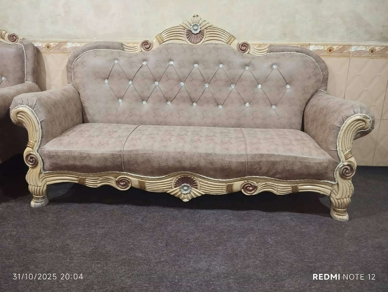 ''دوشمه ذي قار''
:
لتصليـح انـواع التـخم والقنفــات …

- تبديل انواع الاقمشه
- اضافه اسفنج سوبر 
- تبديل رجلين 
- تفصال

للتواصل والاستفسار واتساب
***********

بأداره (جاسم محمد )
