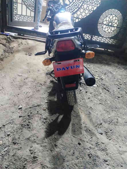 السلام عليكم دراجة دايوان لبيع اوراق سكنر موديل 2023 سعر 700 الدراجة كاملة المكان كربلاء العطيشي رقم الموبايل ***********
