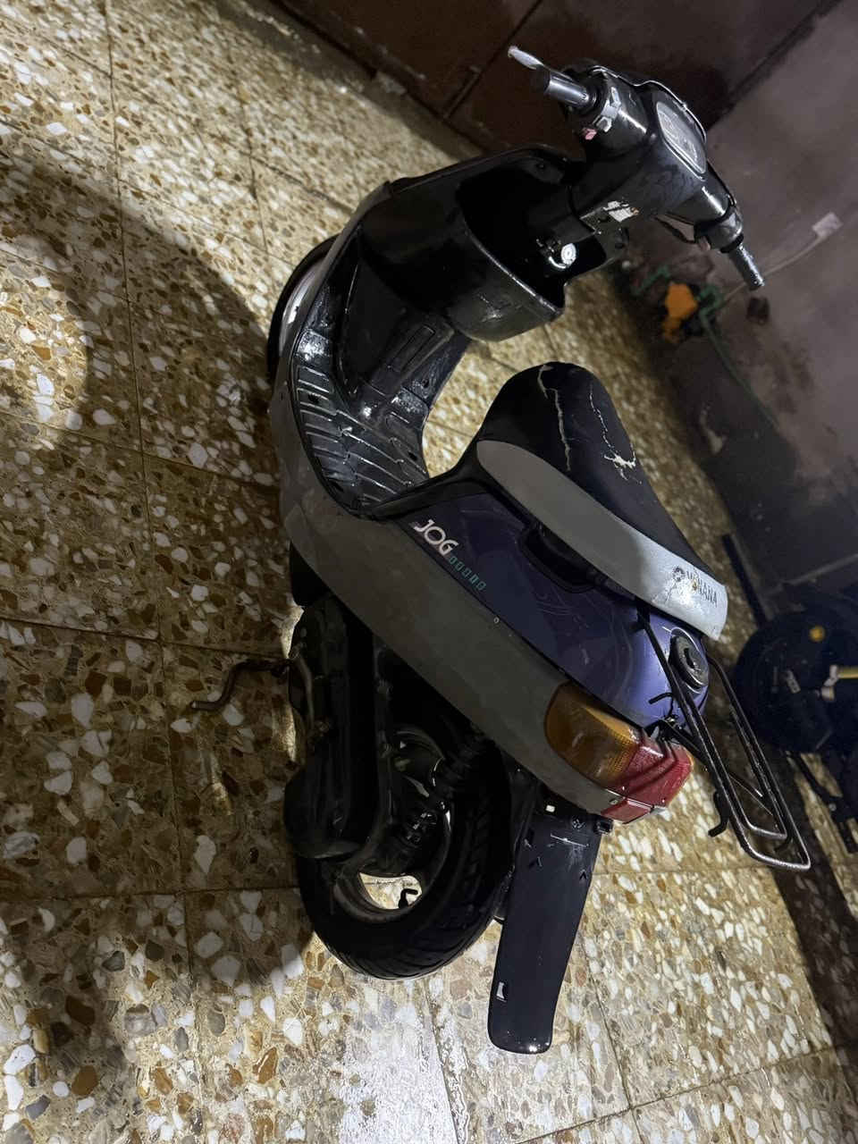 السلام عليكم دراجه بطه نضيفه اب معنه الكلمه مفتوحه مره وحده بس ما نقصها اي شي كهربايات كلها شغاله درجه نضيف كلش السعر 300او بيها مجال الاستفسار خاص او على الرقم ***********
