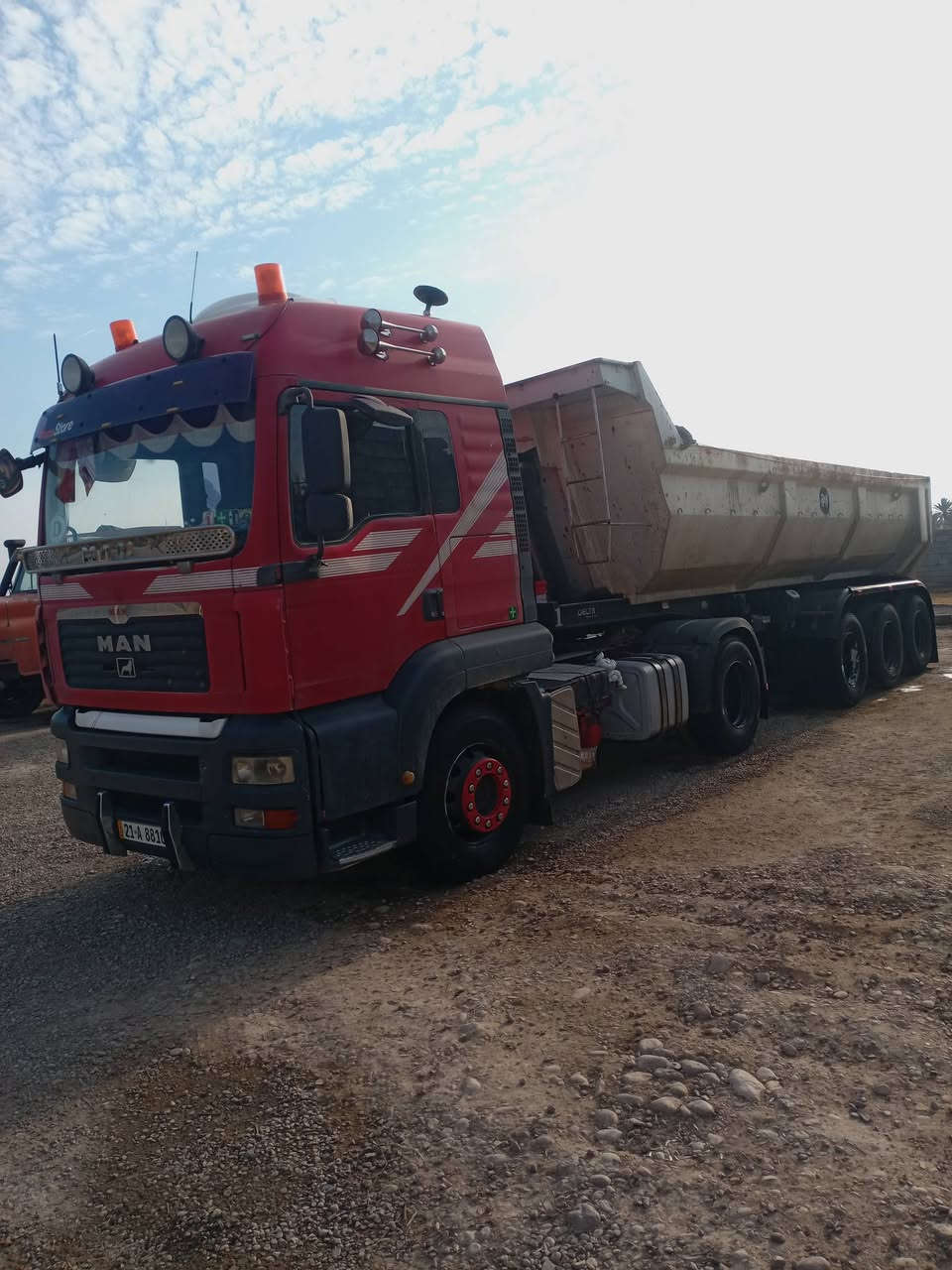 للبيع موديل 2004 مكينه 410كير غساله رتايدر  مرسمه بسمي تحويل بشاشر ***********
