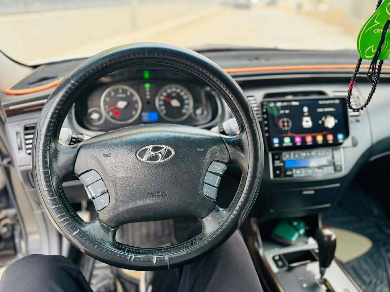 السلام عليكم
ازيرا2010 رقم اربيل انكليزي سنويه لل2027
السياره جاهزه كير مكينه حداديه تخم تاير كله 
سياره بيها اربع قطع مكان خانقين السياره حلوه وبالعافيه الياخذها السعر 75
***********
