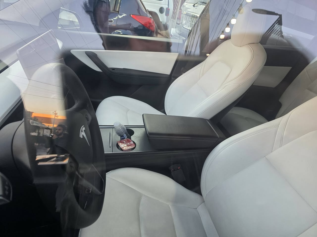 سلام عليكم تسلا مودل Y
سعر مناسب جد جدا 187 بيها مجال قليل
تراي الاربيل
بيه ضربه جاملغ وشويه جاملغ خلفي سونار موجود
صور الحادث موجوه 
ماشيه  79 الف كيلو قابل للزياده 
رقم اربيل  تحويل بنفس اليوم
• سقف بانوراما زجاج
•دبل ماطور 
•420كيلو تمشيك بالشحنه الواحده 
• شاشة كبيرة حجم 15 بوصة
•بجم كبس 
• كاميرا خلفية
• حساسات خلفية
• كاميرا امامية
• حساسات اماميه
• كاميرا جانبيه 
• كراسي كهرباء جلد لون ابيض
• كراسي تدفئه
• رادار امامي
• رادار خلفي
• رادار جانبي
• مانع تصادم
•تحديد مسار 
• كاميرات 
• حساسات جانبيه
• مثبت سرعة
• كاميرات محيطيه 360° 
• تحكم بالسياره عن طريق الشاشة
• تحكم عن طريق الهاتف
• بجيك شعار عن طريق الهاتف 
• نظام قيادة آلية Auto Pilot
• عداد ديجيتال
• تشغيل تلقائي
• نظام قيادة ذاتية Full Self drive
• نظام (RCTA) للتنبيه عند الرجوع للخلف
• نظام (RSA) لكشف لافتات السرعه للطريق
• نظام (PSC) الرادار الذكي لمنع الاصطدام 
• نظام (LTA) لتحديد المسار على الطريق
• تشغيل عن بعد
• الدخول الذكي
• نظام ترفيهي كامل متكامل يحتوي على ( YouTube / WhatsApp / Tik Tok / Netflix)
العنوان بغداد او الرمادي
رقم صاحب سيارة : ***********
