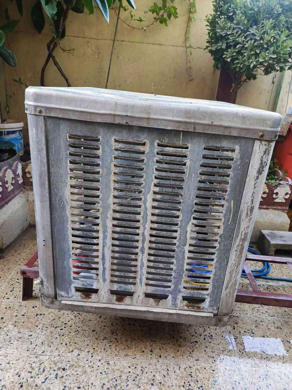 مبردة حجم 3 ونص فافون كاملة مع دبل واتربم  مكاني حي صدام ***********
