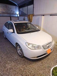 النترا • ٢٠١١ • للبيع