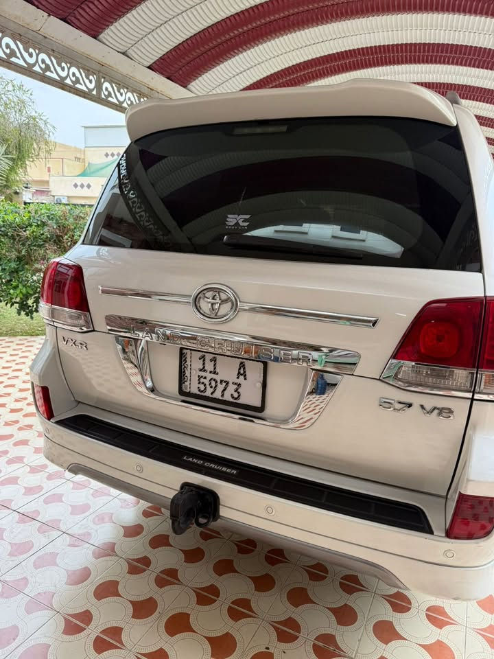 السلام عليكم للبيع لأندكروز موديل 2010
VXR

  رقم بغداد الجديد دولي بسمي تحويل ثاني يوم مكفولة كفاله عامه عدا الدعاميه الاماميه وحسب السونار المرفق 

فول مواصفات 1/1

حساس امامي

حساس خلفي

بصمه تشغل

بصمه اوبواب

فتحه سلايت

كشنات جلد اصلي

كشن كهرباء اتلاث حركات

محرك V8 

تشغيل عن بعد

8 ايرباك 

زراكات لايت 

مثبت سرعه 

سبعه راكب 

ثلاث قطع تبريد 

تحكمات ستيرن كامله 
دي في دي سقف

وباقي مواصفات معروفه
29 ونص السعر مع مجال بسيط .
للتواصل فقط اتصال او مراسله واتس اب 
مكاني بغداد اليرموك 
***********
