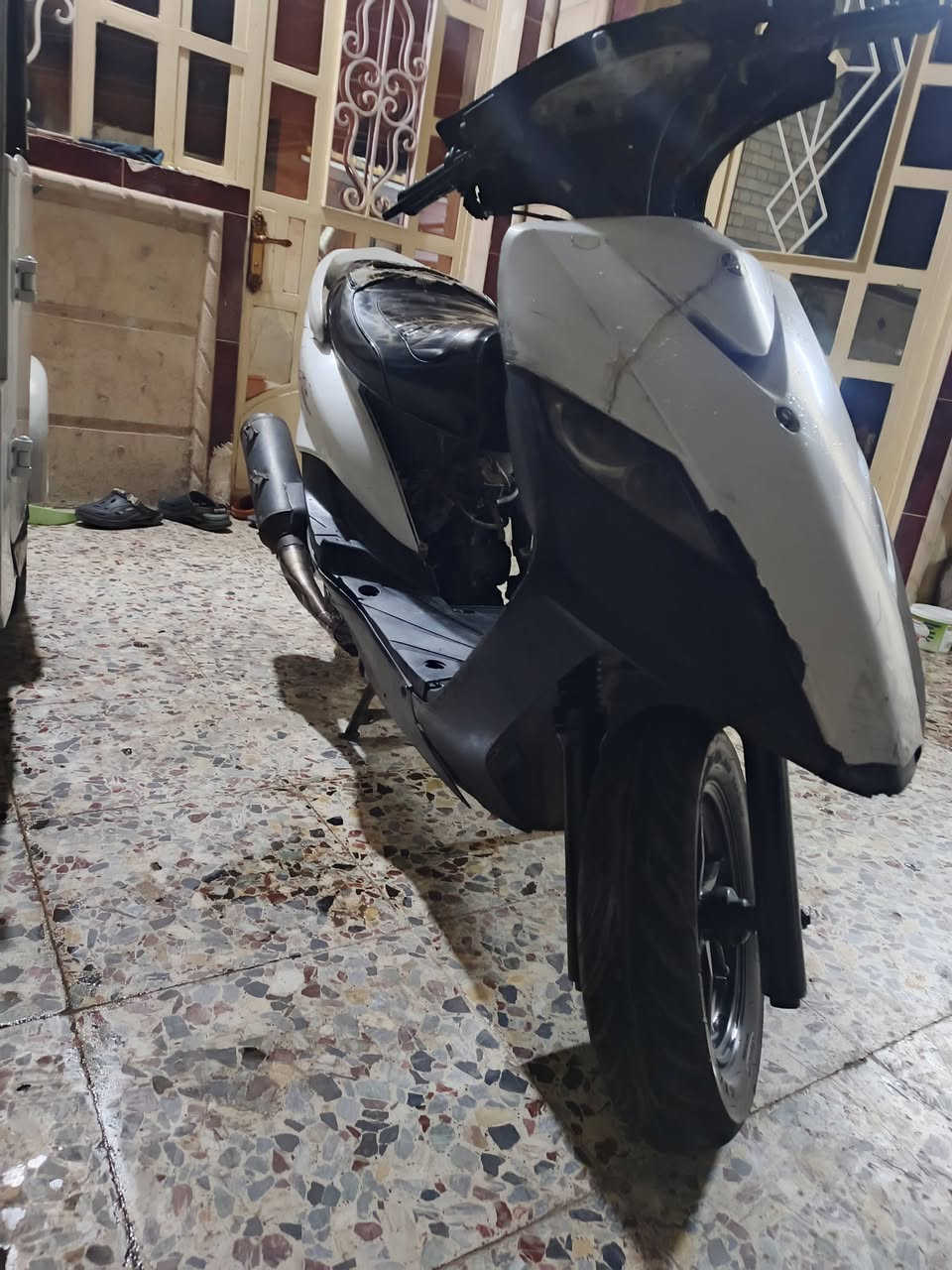 سلام عليكم اخوان  ماكس ثعلب البيع او مراوس حسب القناعه  الدراجه بيهه ويالة امامي خلفي جيتي اءر وبيهه كلجات رياضي تاير خلفي جلاتين اصلي  بيهه سلف جبير مكينتهة جبيرة ممعروفة ملاحظة (الصالنصة مو وياهة) مكاني شعلة  ***********
