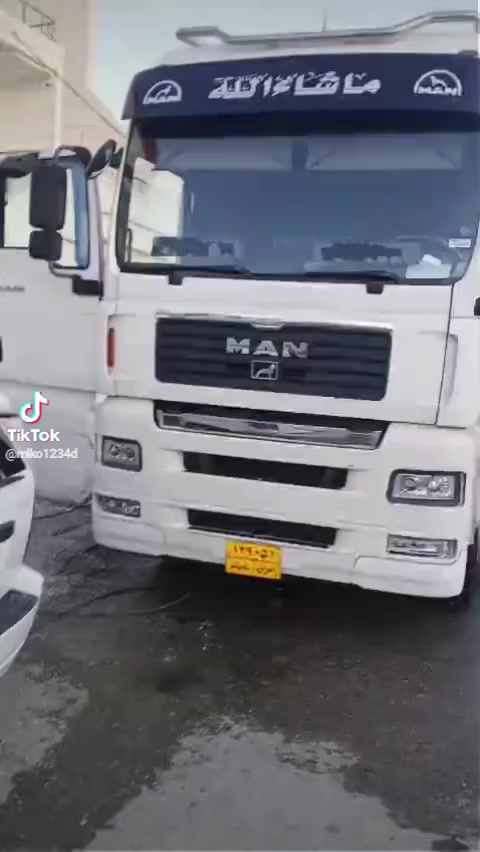 مان موديل 2007 سحال دبل تاير حجم 440 ريتايدر ثلاجه سبليت تلفزيون كاميرا لايتات و بلاجكتورات عدسه كير عادي كير سيم قليج بويلر تايرات كامل جديد كشن بيريفان باتري جديد فلنجات ديسكات كامل جديد سنويه صاقته مربوط سايلو ضريبه غرامه كاميرا كله عليه سايلو موجود لل فك و ربط ثاني يوم تحويل...سعر 200ورقه بي مجال....رقم واتس اب *********** مكان سياره سليمانيه
