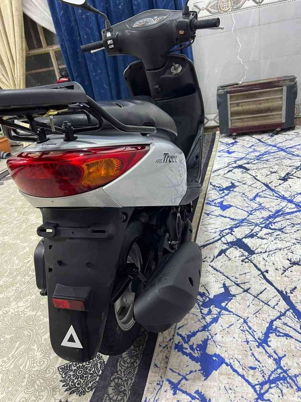 سلام عليكم اكزاز ياباني كفاله عامه جديده دبل سويج دراجه وكاله مال رمبه شراي يتصل مكاني بغداد
***********
