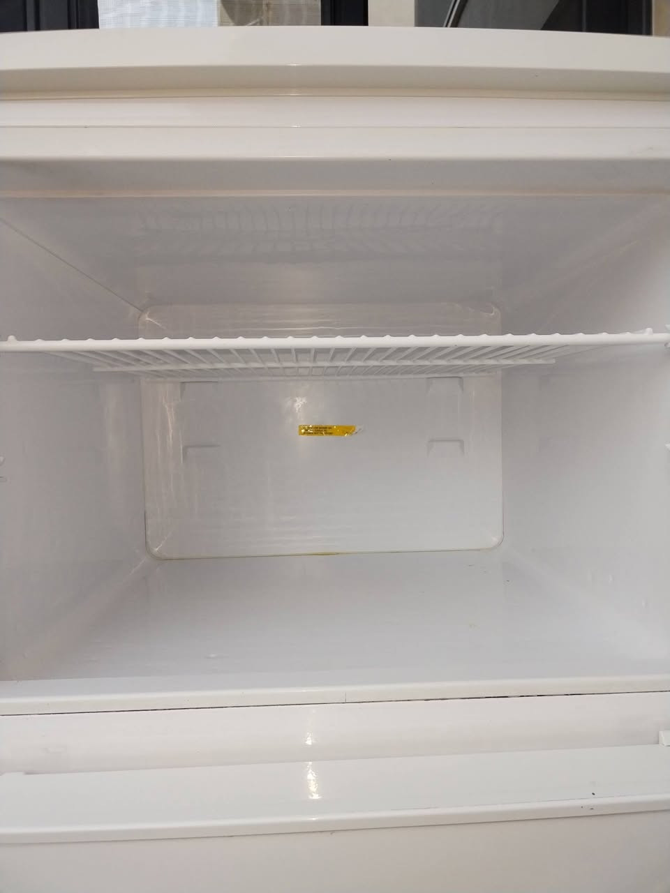 ثلاجة beko  للبيع
الماطور عاطل يحتاج تبديل
السعر 70 الف
للاتصال  ***********
