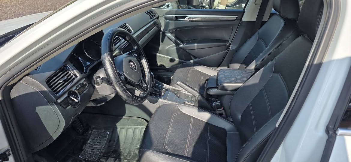 باسات 2018 se
حادث سرقة بوند وجاملغ اليسار بامريكا
وجاملغ اليمين بي صبغ
ماشية 108 m
السعر 145 $


**إذا كنت صاحب هذا الإعلان وتريد حذفه لأي سبب، رجاءا أرسل رسالة إلى الدعم الفني**