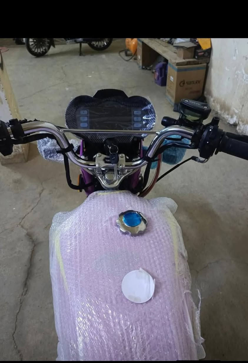 ياالله //الأخوين للدراجات 🛵
الإستفسار ***********☎️☎️***********  
وصل الجديد وزيروو 
📍التايكرر ال 25 دشبول يعرض فديوو بلوتوث 🟩
📍سيفان ال 25 دشبول يعرض فديوو بلوتوث 🟪
ٕ
📍التايكرر ال 25 دشبول الايباد الحديث 🟨
📍السيفاان ال 25 الاسووود، دشبول الايباد 🟦
📍النامة ال 27 الاصلي مواصفات شلااامجة 
مكان ////الصويرة شارع السبيس تقاطع حي الزهورر
