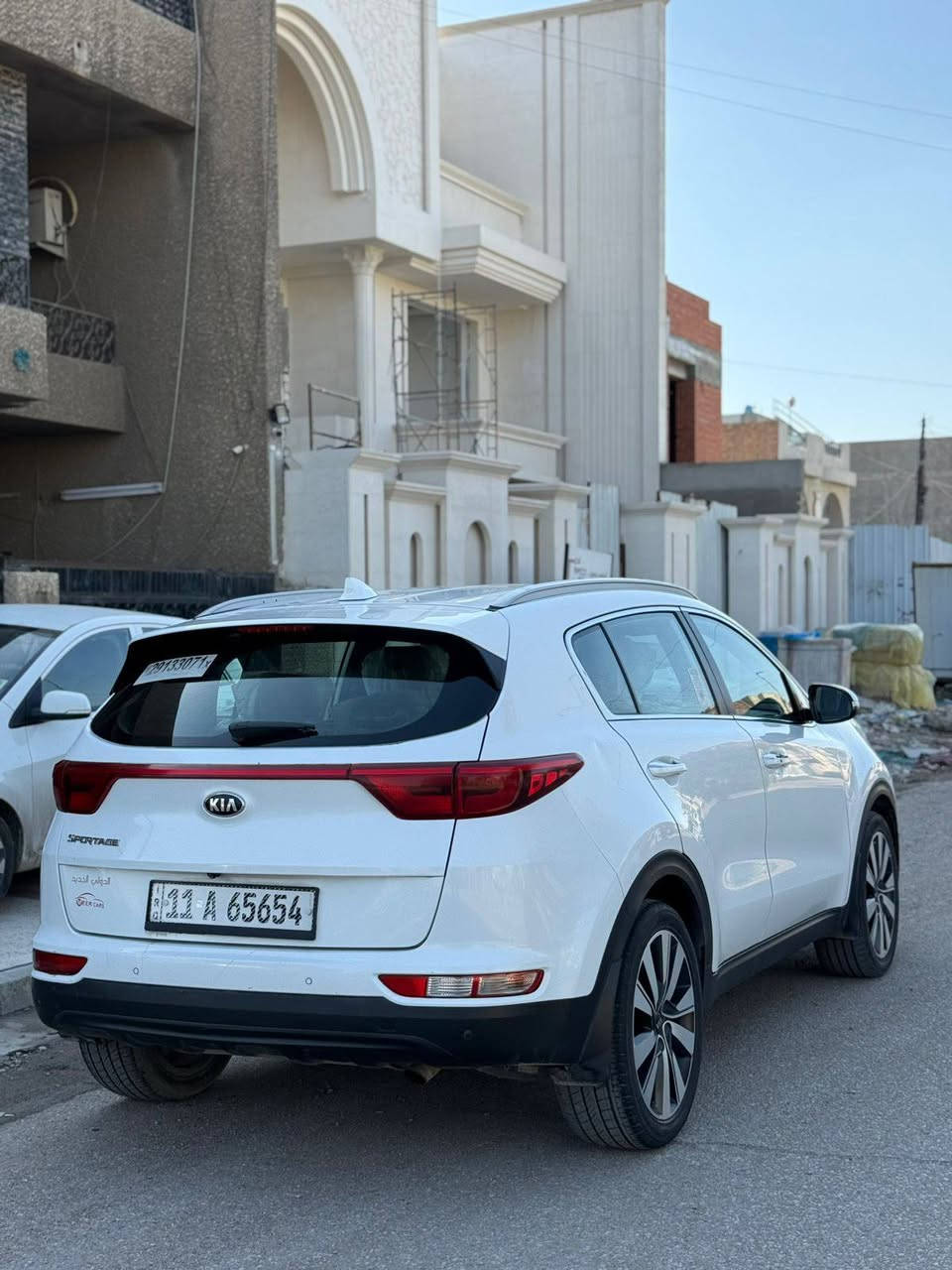 للبيع كيا سبورتج 2018 خليجي مكفوله من صبغ بيه بارد بل جاملغ بسيط فقط.رقم بغداد نكليزي  بأسمي تحويل مباشر
ماشيه (70) الف حقيقي 
السعر  (178)وبيها  مجال جدا بسيط 
مكاني بغداد الرصافه 
***********
