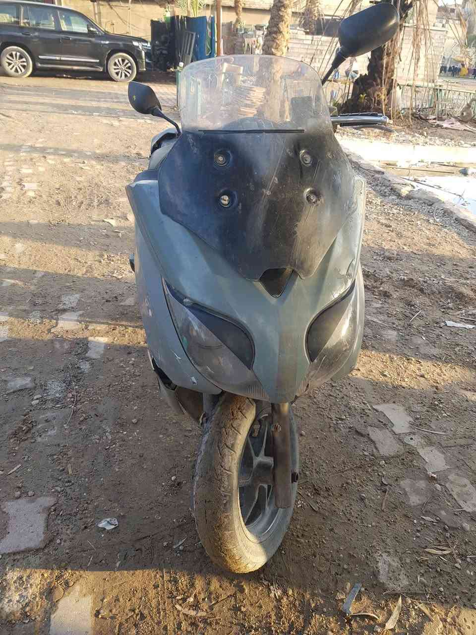 السلام عليكم اخوان دراجه فورزه صفر عشره تشتغل وتطفى وحدهي اعتقد نوزل للبيع كوم حديد محرك مامفتوح للبيع ٦٥٠ الف 
***********
