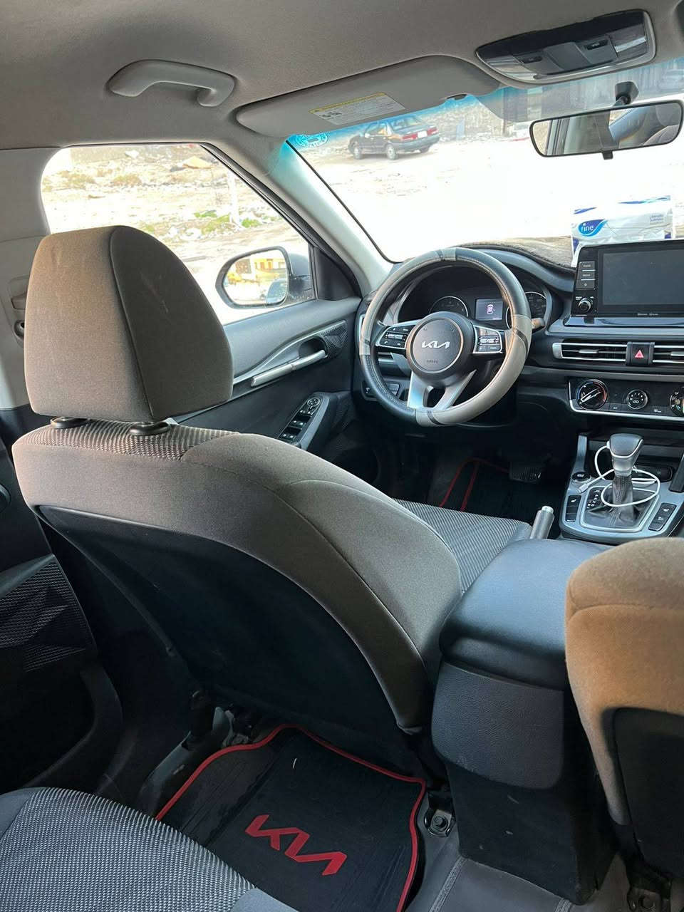 السلام عليكم 
سيارة سلتوز 2021 رقم دهوك 
متواجد في بغداد الغزالية 
صور سونار موجودة بالصور 
سعرها 130 ورقة وبيها مجال 
***********
