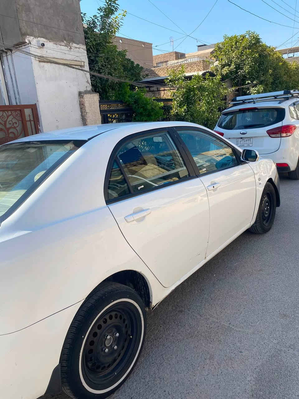السلام عليكم BYD 2014 للبيع
السيارة بيها نقوصات بسيطة گير ومكينه كورلا نحلة فتحة سقف ومري كهرباء وتبريد شغال صدر امامي نص عمر والخلفي جديد  وهذا سونار السيارة كدامكم قبل ما اخذها واني سويت بيها حادث امامي سنويه باسمي تحويل ثاني يوم السيارة مكانها بغداد تفاصيل اكثر واستفسار ؏ الرقم ***********
