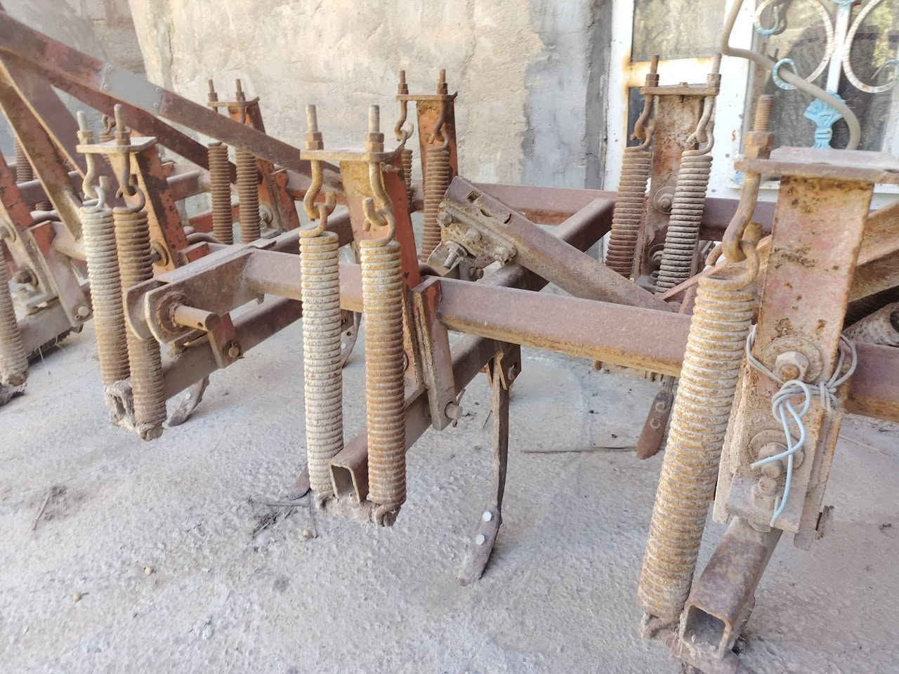 للبيع مكاني كربلاء ***********
خرماشه سبرنك جديده ومعدلان فلوجه نضيف
خرماشه ثانيه حدادي خابر وتدلل
