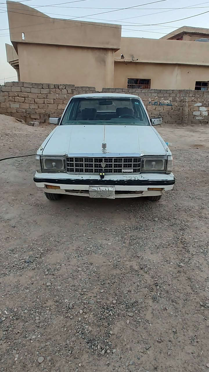 السلام عليكم 
سوبر موديل 85 للبيع 
فحص صلاح الدين راعيها بالشرقاط بقريه شكرآ شرط وكاله وتحويل  گمرگ مدفوع هزه قبل شهر هزيتها
محرك گير شرط  
طخم تاير جديد وجلي وياله  
صدر من الدعاميه للدعاميه بدلتو جديد 
كهربائيات شغاله 
باور شغال 
السياره حيل حلوه وگاعده 
ابيع نقد وابيع مقدمه وبالشهر 
***********
