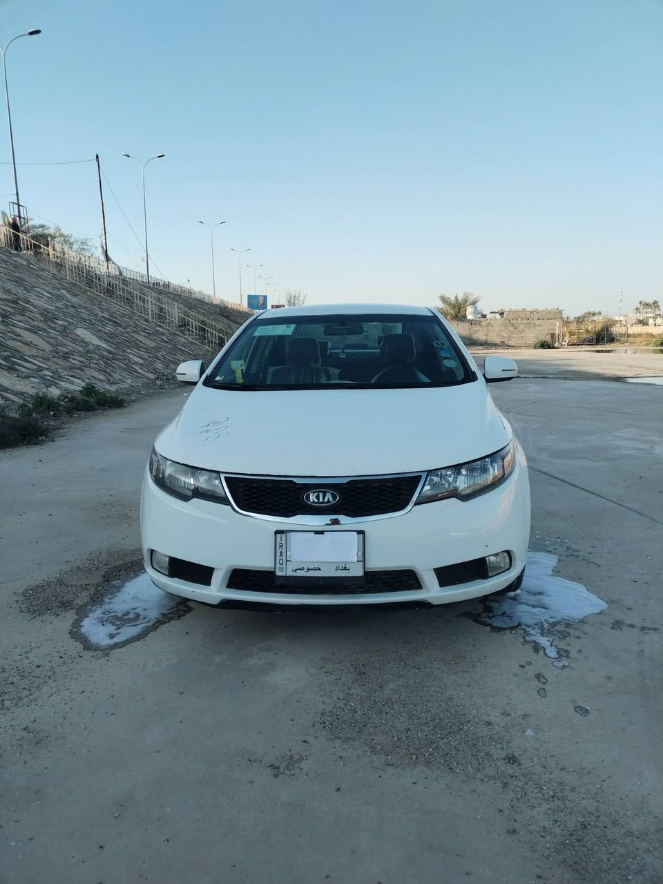 سلام عليكم سيراتو خليجي 2011 سيارة قطعتين صبغ فقط صدر امامي وخلفي كله جديد مكينه كير مكفول تخم تاير جديد مكان ديالى بعقوبه بيع او مراوس حسب القناعه *********** رقمي
