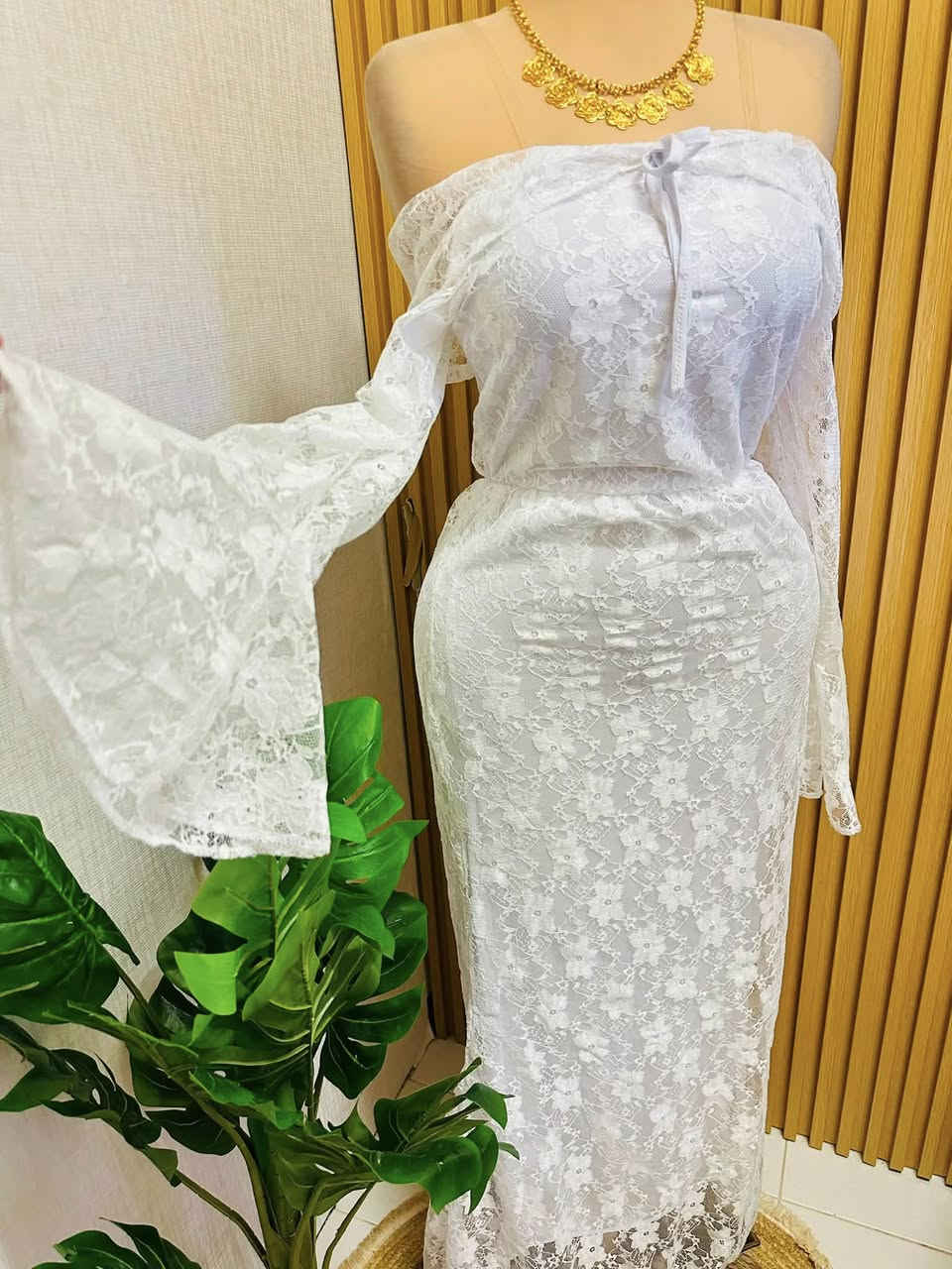 فستان مال عرايس 🎀🫣
الجمال والتفاصيل الحلوه 
يرهم لعقد سيد او مهر 
قياس فري سايز يلبس من وزن 50 الى وزن 85


**إذا كنت صاحب هذا الإعلان وتريد حذفه لأي سبب، رجاءا أرسل رسالة إلى الدعم الفني**