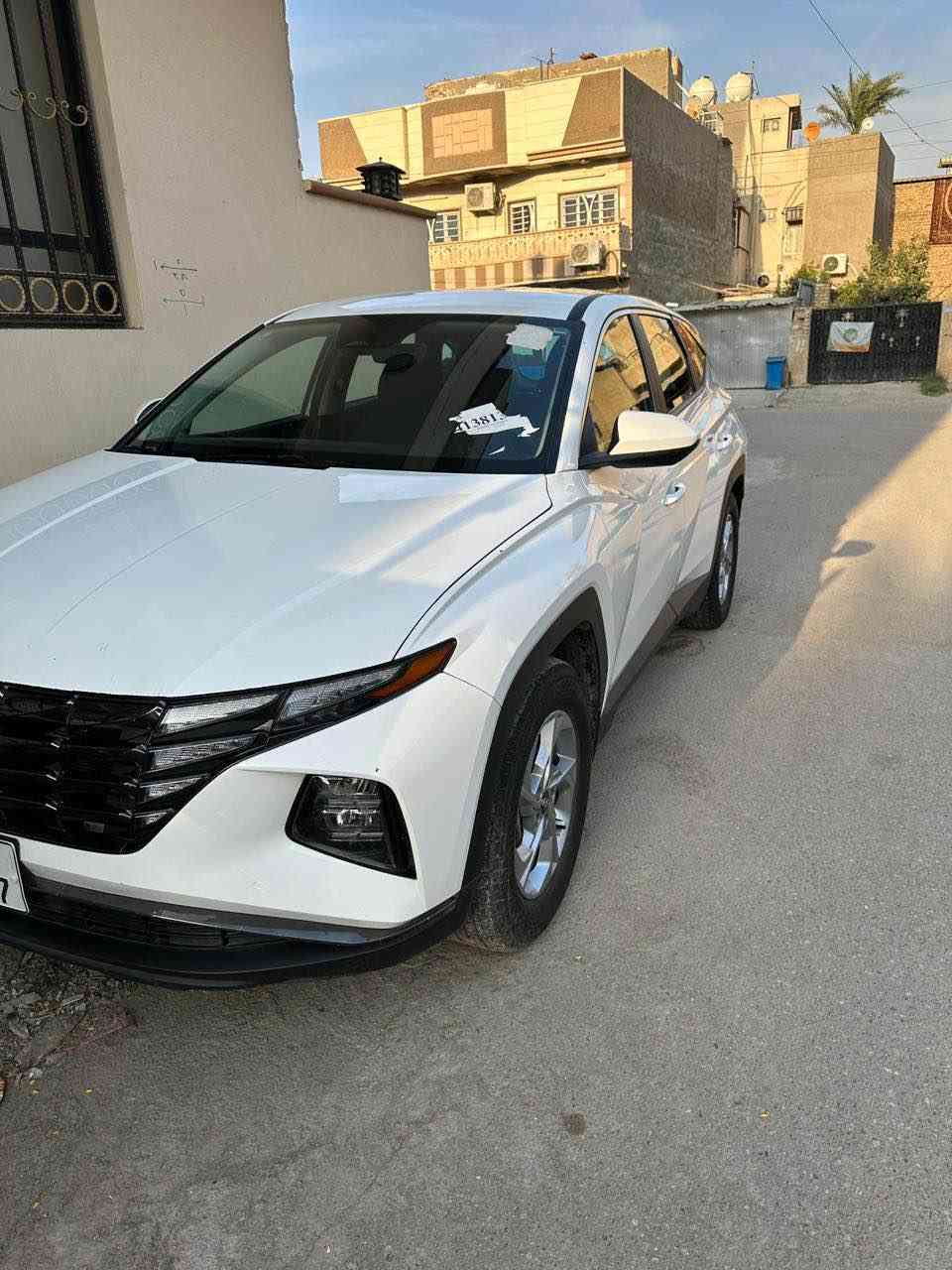 السلام عليكم 
توسان للبيع وارد امريكي موديل 2024
السيارة بيها نظام نزول منحدرات رادارات تحديد مسار وقوف ذاتي وقيادة شبه ذاتية وتدعم الأوامر الصوتية
حجم المحرك 2500 GDI
كلش حلوة السيارة تاخذها ربع ما تصرف عليها 

حادقها بأمريكا دعاميه وخشم البنيد معدل بارد والدعامية نفسها راجعة

السعر 213$
المكان بغداد الأعظمية المقبرة الملكية
رقم الهاتف *********** بغداد, العراق
