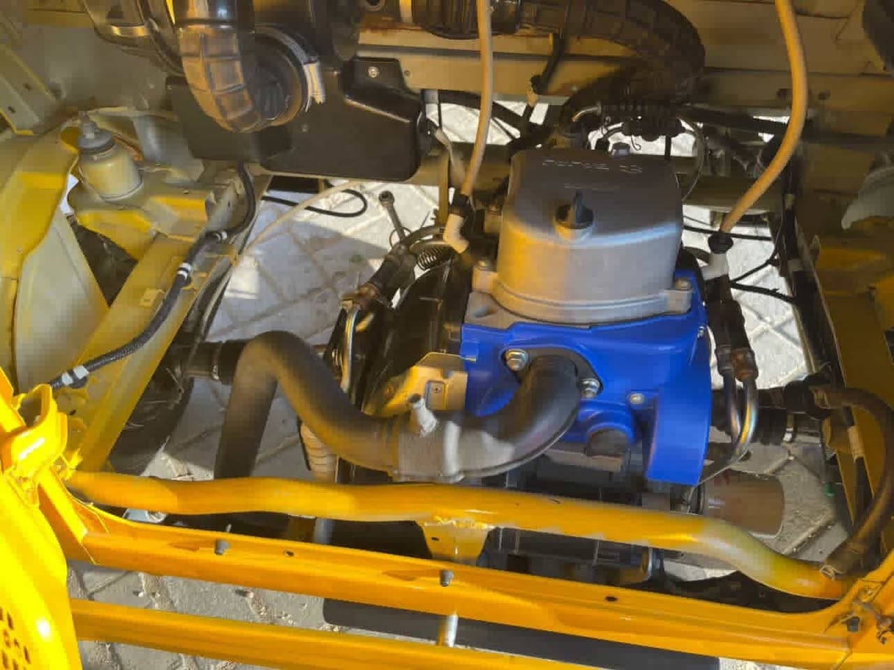 سلام عليكم تكتك لبيع موديل 2022 تكتك كفاله عامه لا تعمير ولا صبغ محرك مكفول من لفيلس عنواون بغداد الكماليه 
لتواصل هاذ رقم ***********سعر 9500 وبيهه مجال
