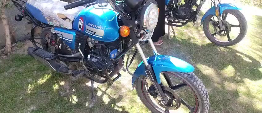 دراجات دايوان
واحد (2021) 
والثاني (2022)
السعر الاول 1500 الف 
و سعر الثاني 1250 الف 
الاول اوراق اصولية 
والثاني اوراقة سحب 
بيهن مجال شي بسيط 
الرقم ***********
