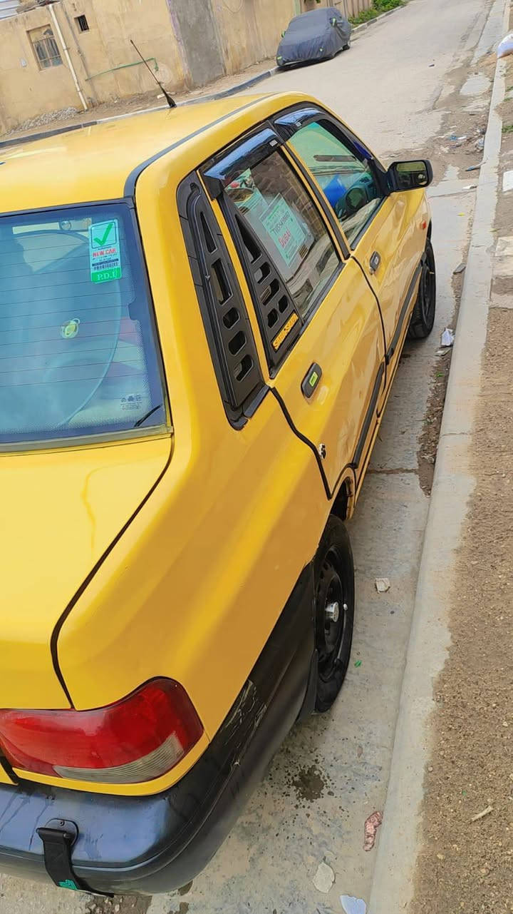 سايبه مديل 2013رقم نكليزي بسمنه تحويل ثاني يوم سنويه ساقطه يحتاجله تجديد سياره مابيه كل نقص ترايك وين متحب مكينه لا تنقيص ولا تبخير كير خير من لله سعر 33شراي يتصل عرقم فقط مموجود علخاص ***********
