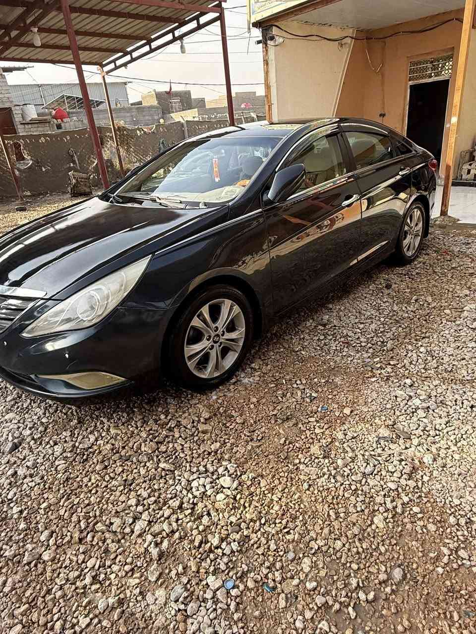 سلام عليكم هونداي سوناته مديل 2013ماشيه 160 سياره جديده كلش رقم واسط فول عده الفتحه سياره جديده وجاهزه  مكان بابل الشوملي الستفسار ***********
