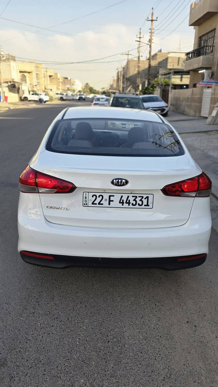 كيا سيراتو 2018 خليجي 
كير محرك مكفول محرك 1600 دوش 
تخم تاير تبريد ثلج صدرها جديد على وضع شركه ما مبدل 
تبريد ثلج مري شفط بيها السعر 128 بيها مجال 
الاستفسار *********** مكاني بغداد السيديه
